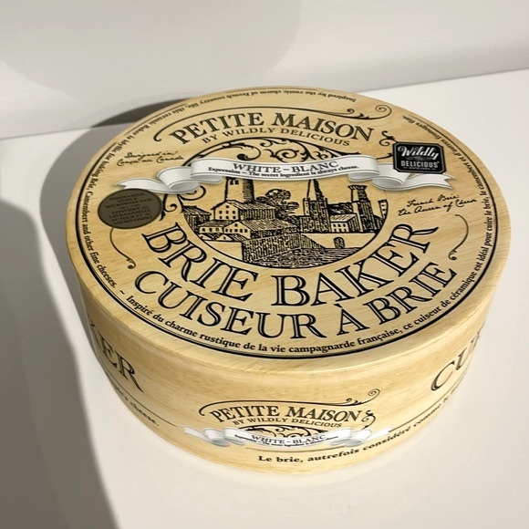 Petite Maison Other - Brand New Petite Maison White Ceramic Brie Cheese Baker Baking Dish Ovenproof